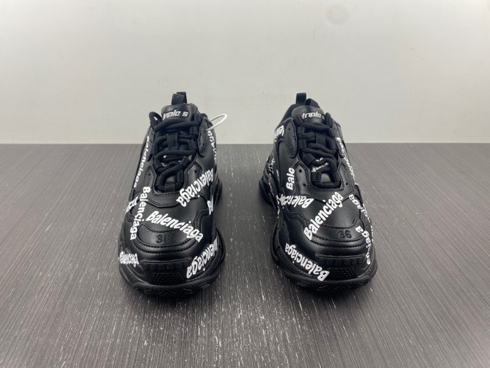 TRIPLES TRAINER SNEAKERS 2000081