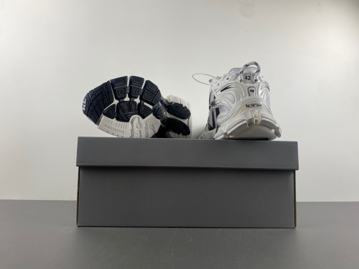 RUNNER SNEAKER RS096