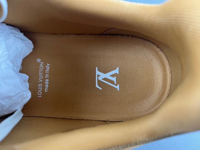 LV TRAINER SNEAKER LVT-000629