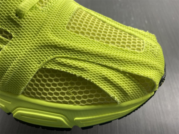 TRIPLES TRAINER SNEAKERS 2000048