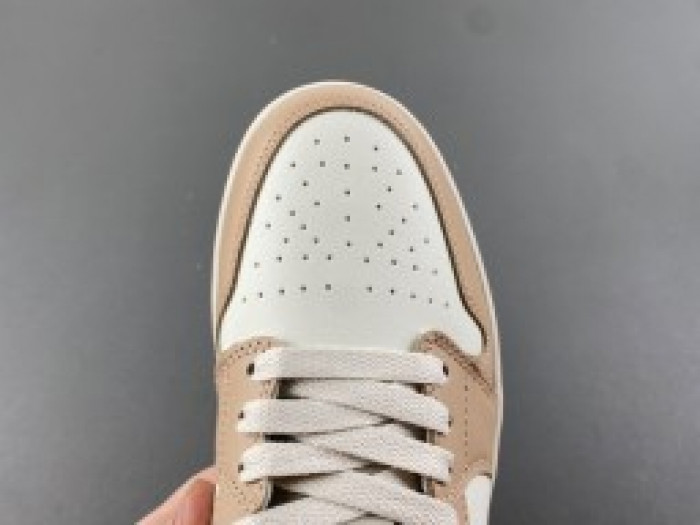 Air Jordan 1 Low Light Orewood Brown Hemp DC0774-130