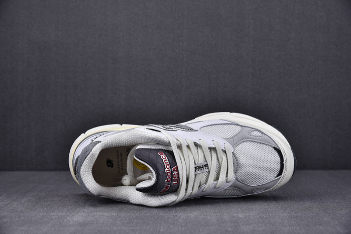 NEW BALANCE SNEAKER NB020