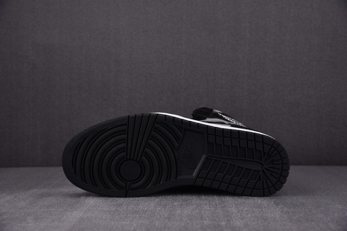 AIR JORDAN 1 HIGH OG “TWIST 2.0” DZ2523-001