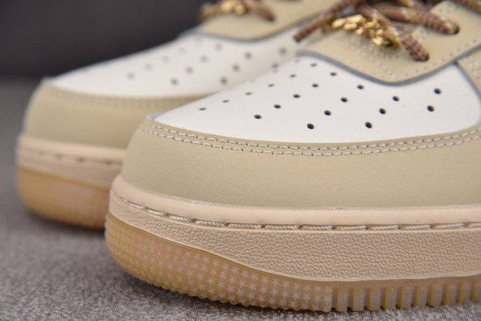 NIKE Wmns Air Force 1 ’07 LX 