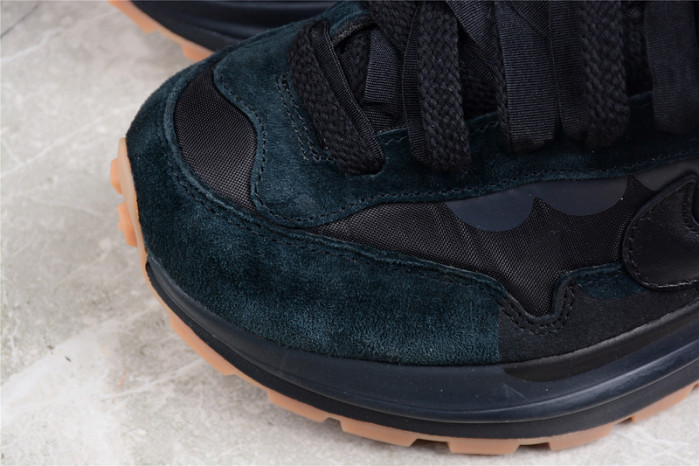 NIKE VAPORWAFFLE SACAI 