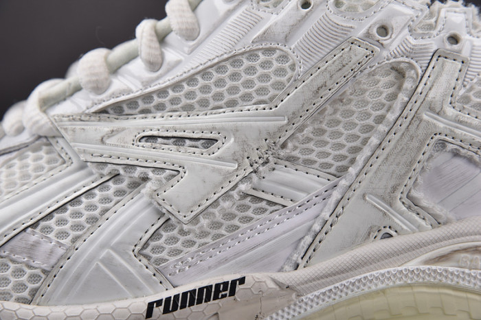 RUNNER SNEAKER RS022