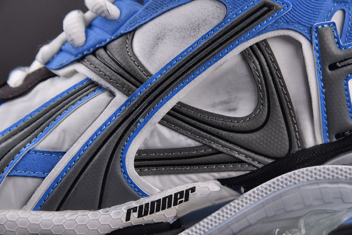 RUNNER SNEAKER RS025