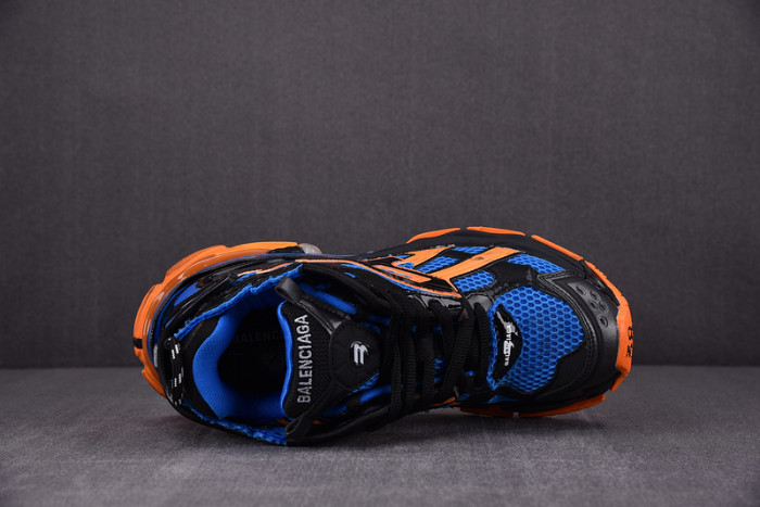 RUNNER SNEAKER RS032