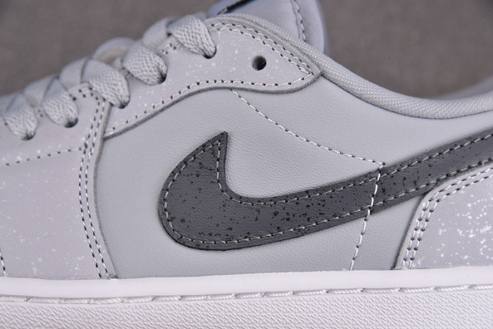 Jordan 1 Retro Low Golf Wolf Grey Gum DD9315-006