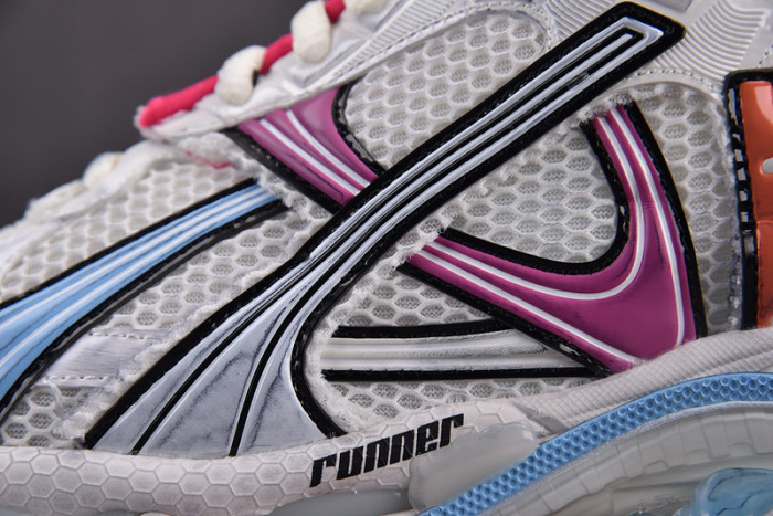 RUNNER SNEAKER RS067