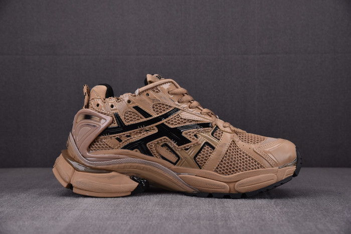 RUNNER SNEAKER RS011