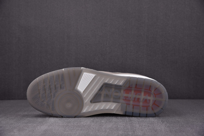 LV SNEAKER LV-000125