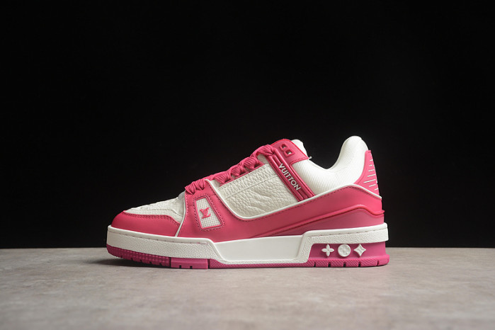 LV TRAINER SNEAKER LV-000554