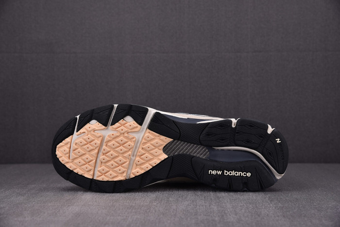 NEW BALANCE SNEAKER NB062