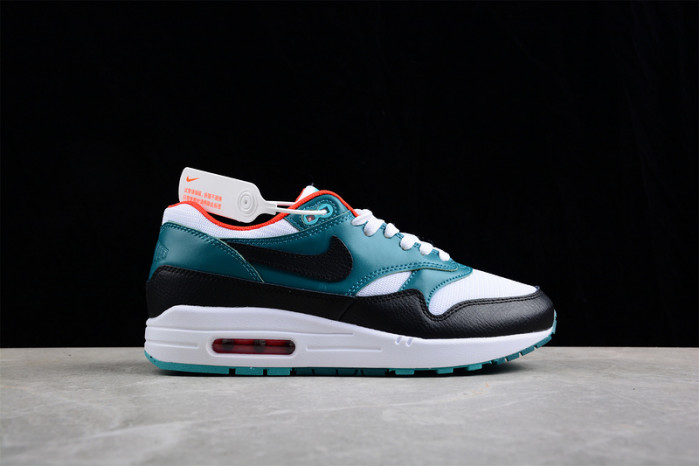 LEBRON JAMES NIKE AIR MAX 1 "LIVERPOOL" FB8914-100