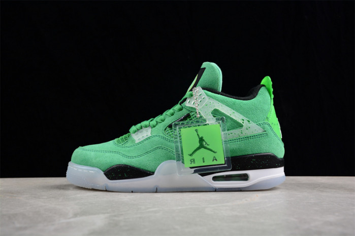 Air Jordan 4 PE