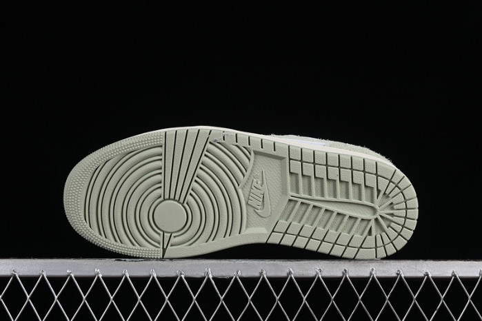 AIR JORDAN 1 LOW "LIGHT GREEN" FN5214-131