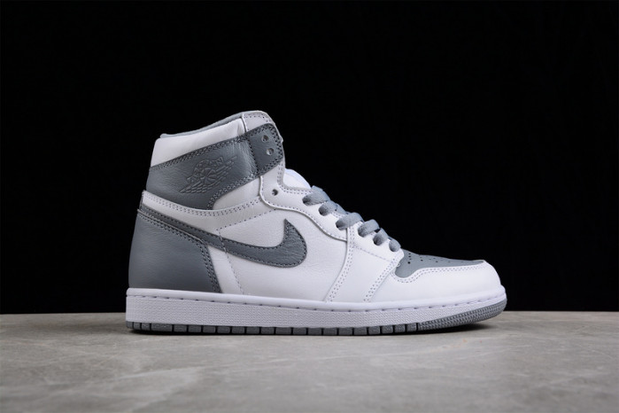 Air Jordan 1 High OG Stealth 555088-037