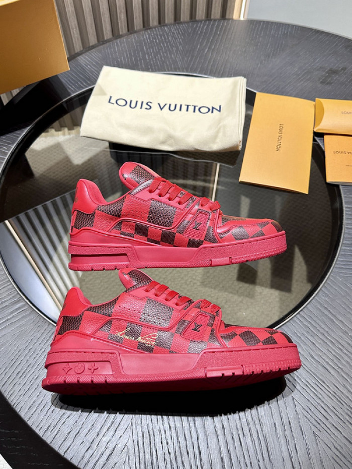 LV SNEAKER LV-000178