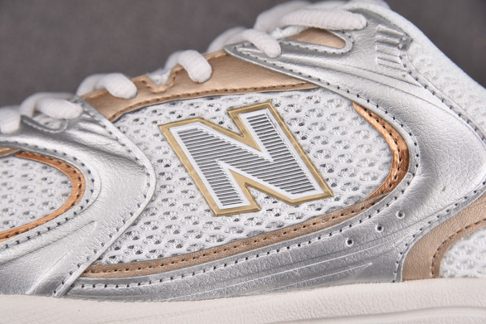 NEW BALANCE SNEAKER NB108