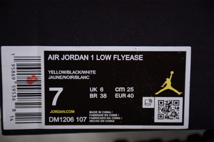 AIR JORDAN 1 LOW FLYEASE "UNIVERSITY GOLD" DM1206-107