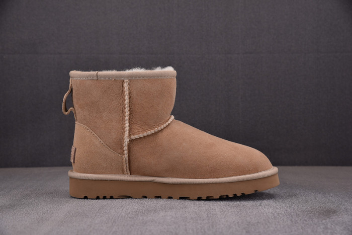 UGG Classic Mini II Boot