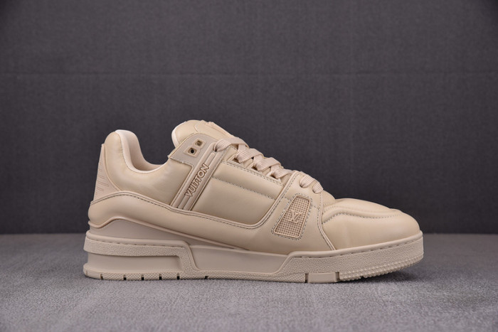 LV TRAINER SNEAKER LV-000594