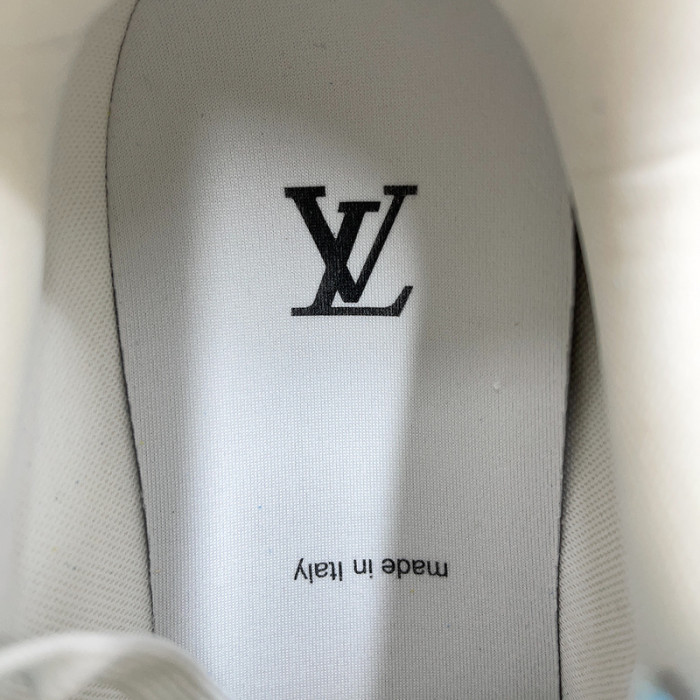 l**is V*t*n trainer sneaker lv-000015