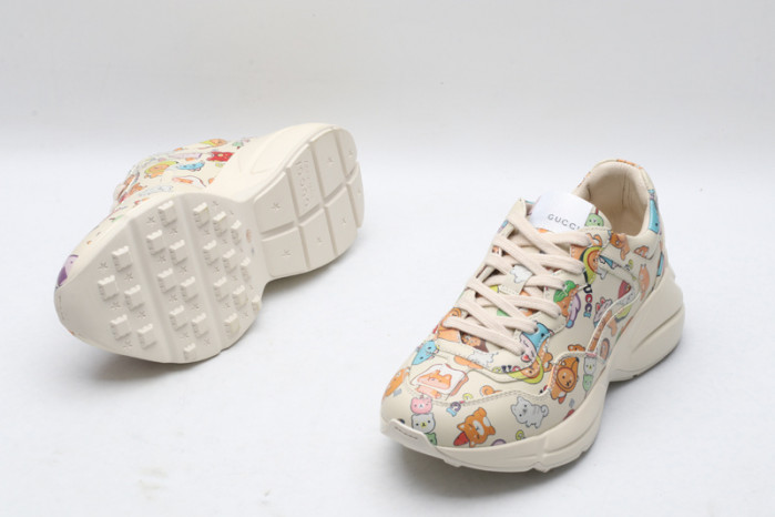 G*u*i* trainer sneaker41
