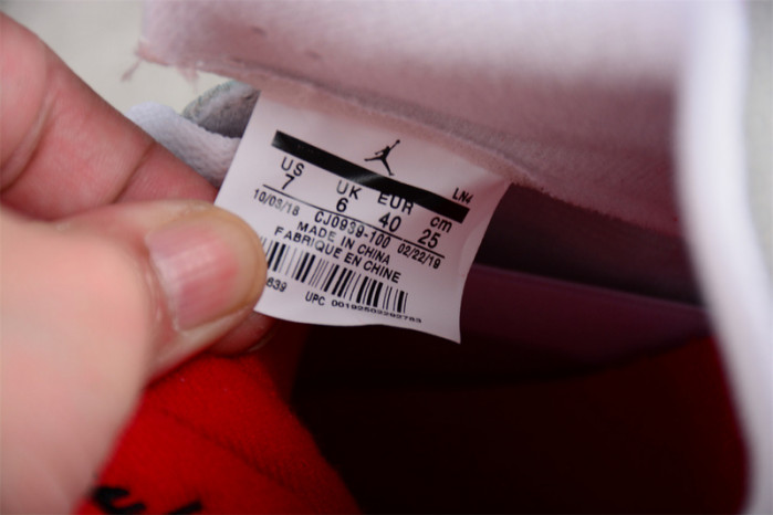 Jordan 3 Retro Tinker White University Red CJ0939-100