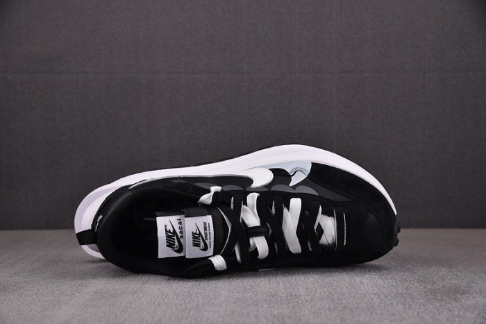 SACAI X NIKE VAPORWAFFLE “Tour Yellow ” DD1875-003