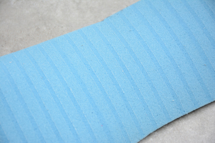 Air Jordan 1 Retro High Bloodline 555088-062