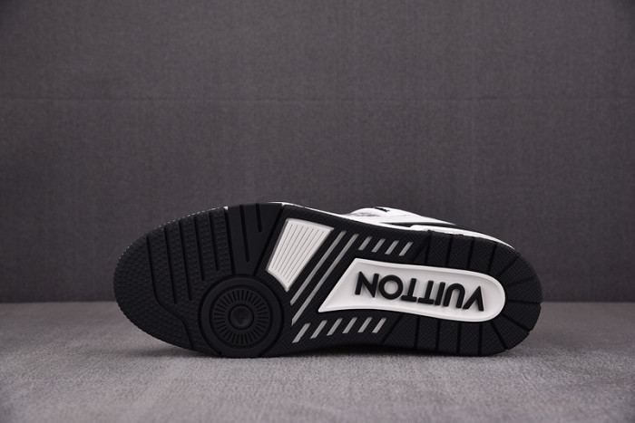 LV SNEAKER LV-000099