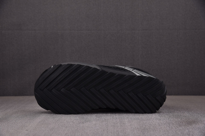 BOTTEGA VENETA Orbit Sneaker BV008