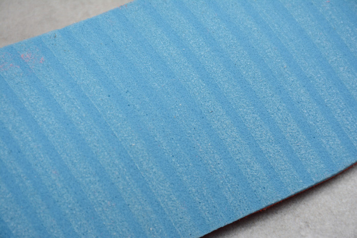 Air Jordan 1 Neutral Grey Hyper Crimson 555088-018