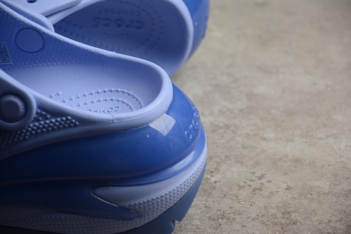 Cr*0*s x salehe bembury c00026