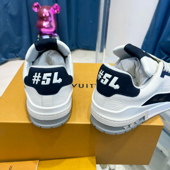 LV SNEAKER LV-000500
