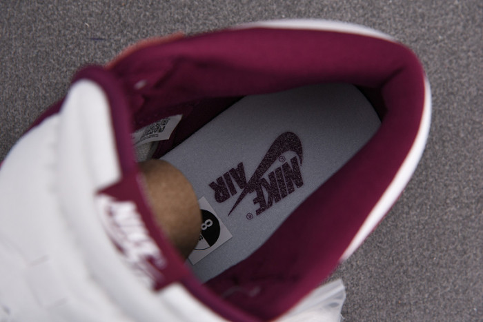 Jordan 1 Retro High OG Bordeaux 555088-611