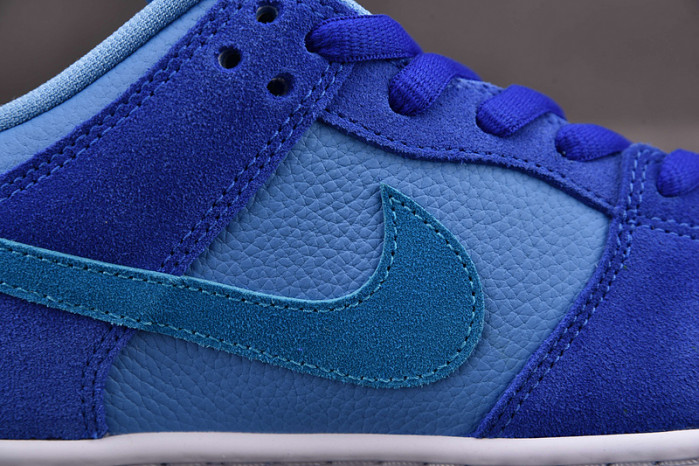 Nike SB Dunk Low “Blue Raspberry” DM0807-400
