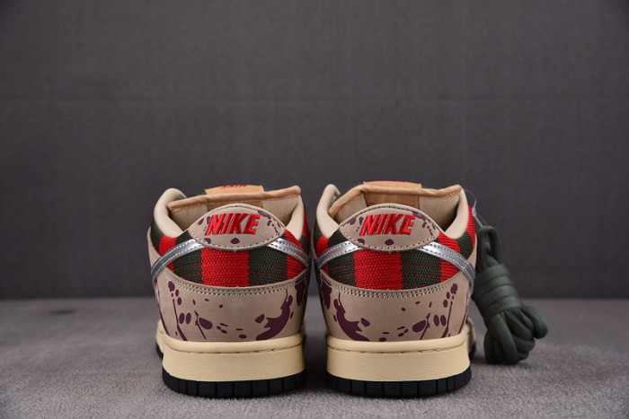 Nike SB Dunk Low Freddy Krueger 313170-202