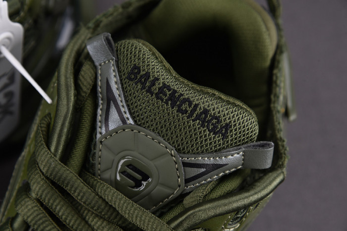 RUNNER SNEAKER RS018