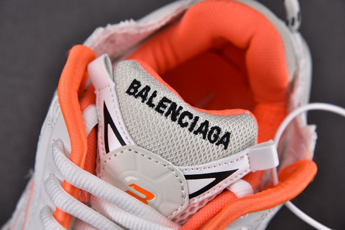 RUNNER SNEAKER RS027