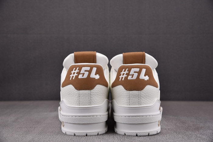 LV SNEAKER LV-000118