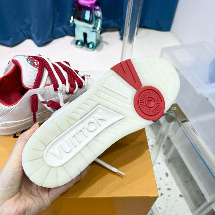 LV SNEAKER LV-000432