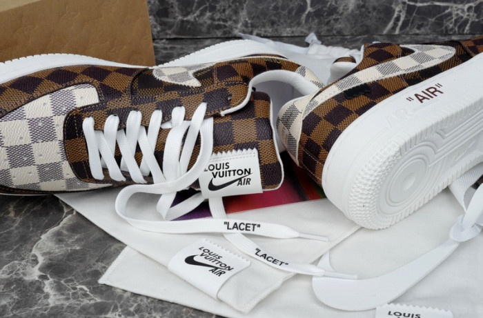 LV SNEAKER LV-000239