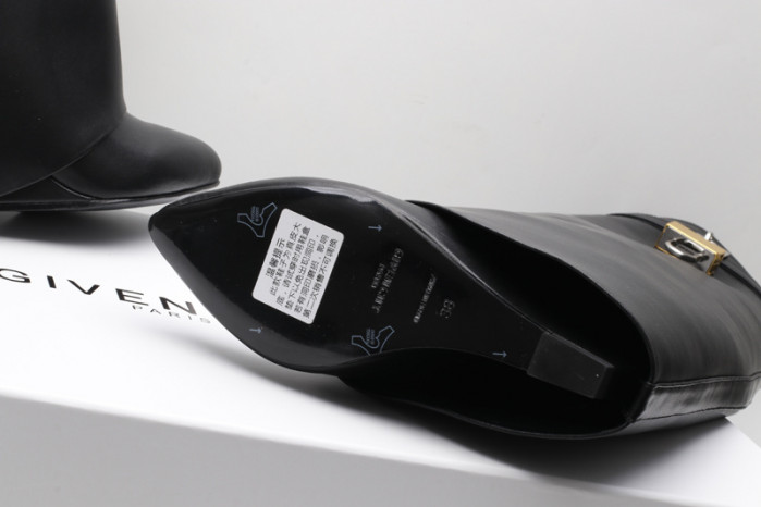 GIVENCHY BOOST GB 000002