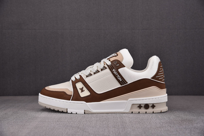 LV SNEAKER LV-000116