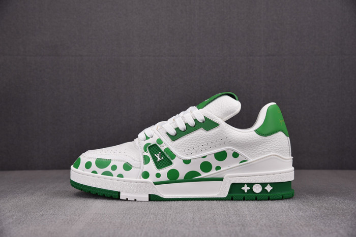 LV SNEAKER LV-000140