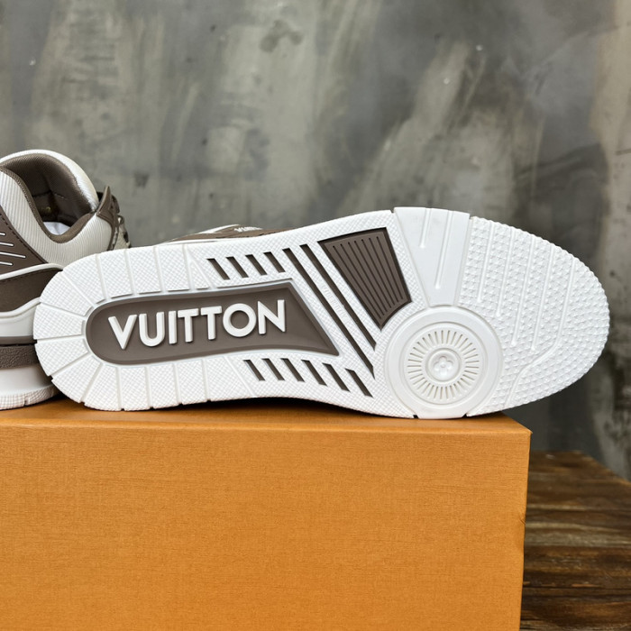 LV SNEAKER LV-000542