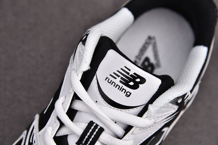 NEW BALANCE SNEAKER NB031